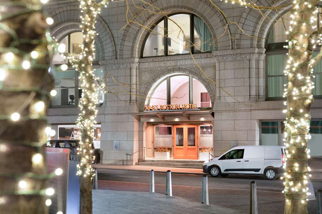 Ames Boston Hotel, Curio Collection By Hilton Exterior foto